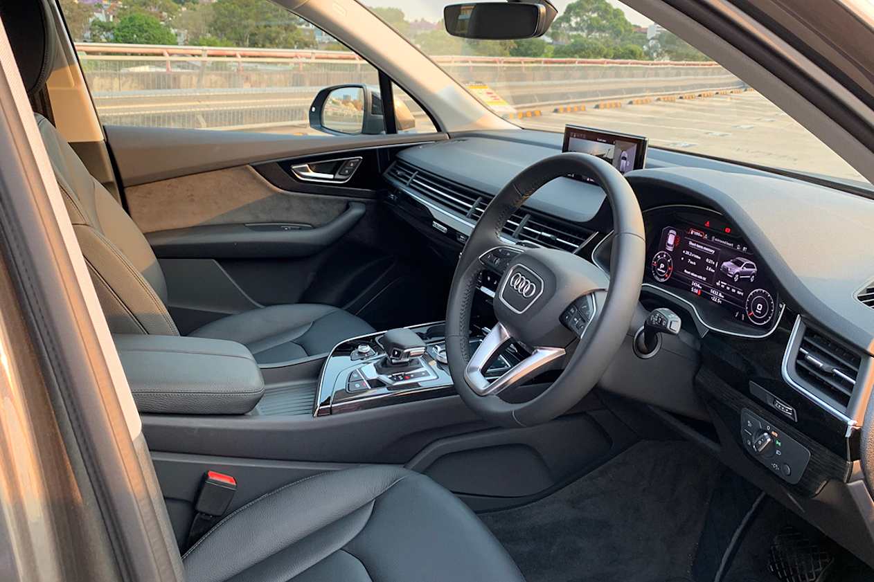 The Q7 is refined and quiet, without too much diesel clatter.